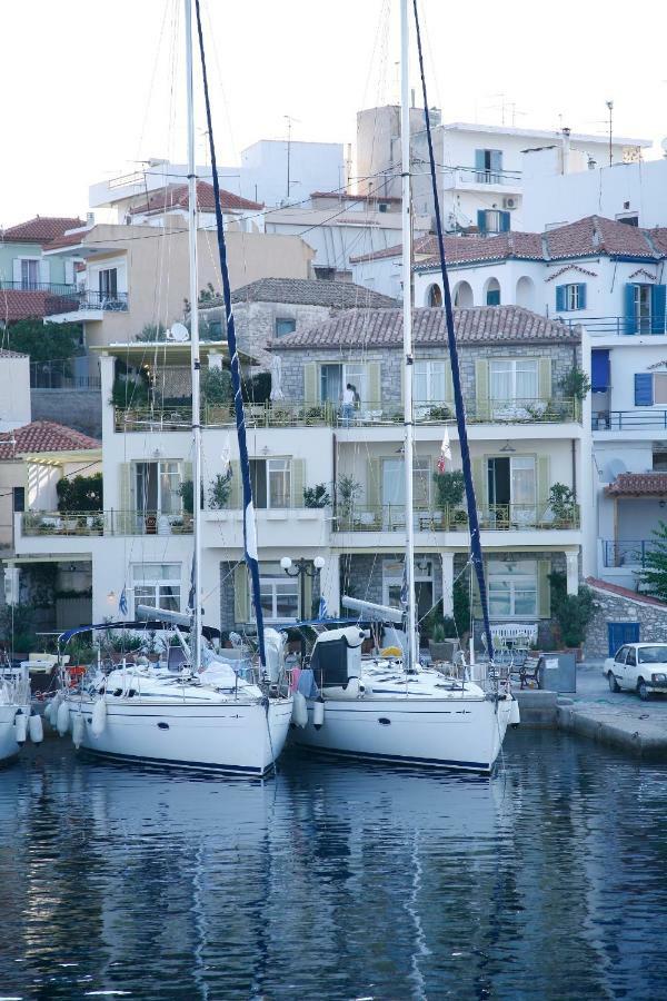 Mourayio Bed & Breakfast Ermioni Bagian luar foto